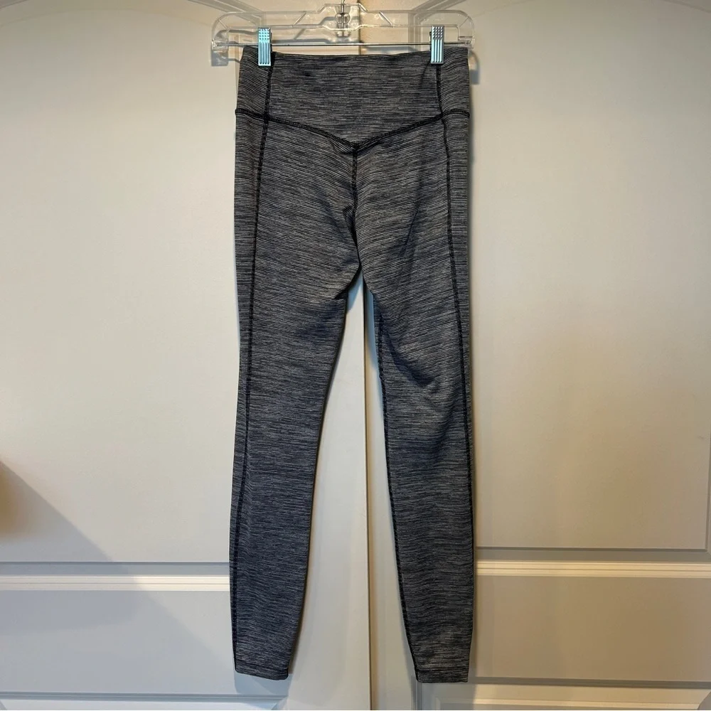 Nike Women's Grey and Black Dri-Fit One Legend Pant Leggings - XS
